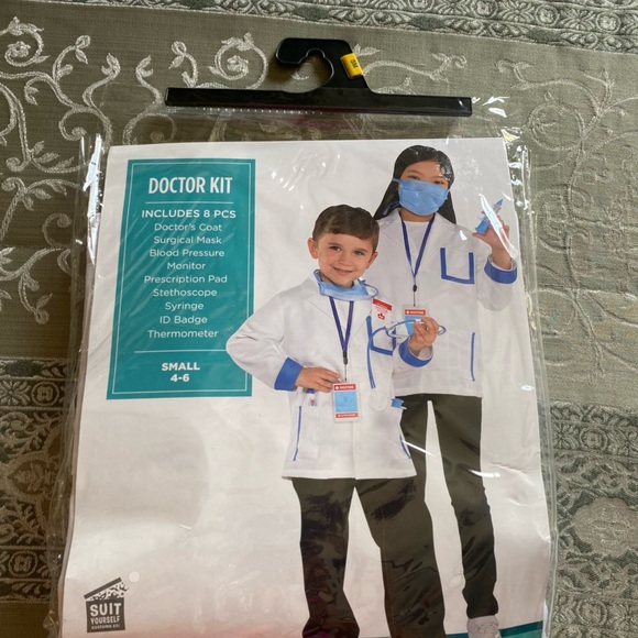 DOCTOR KIT 8PC COSTUME SIZE CHILD SMALL (4-6) 🌟NWT🌟 - Picture 6 of 9